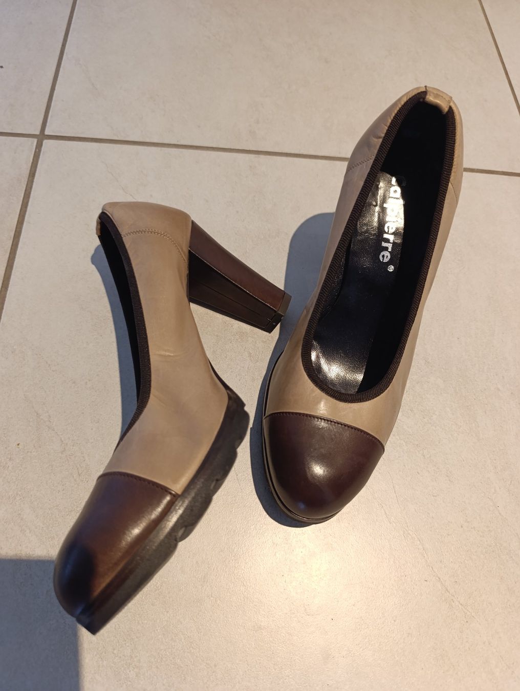 Scarpe da donna: Pumps Calpierre – Usato da Frick venduto da atr_wf8r 2