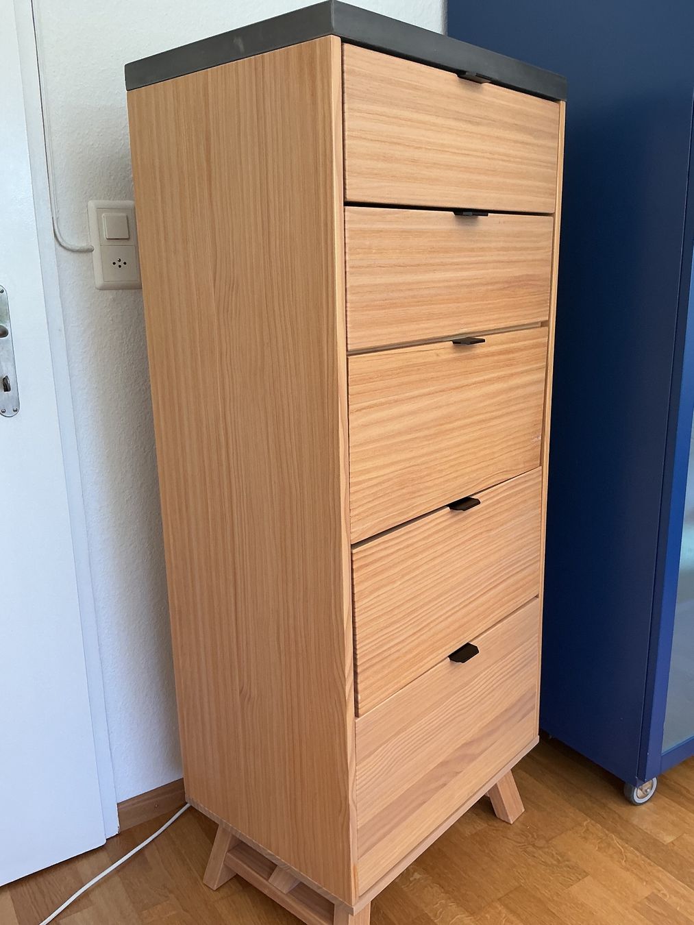 Cassettiere: Schmales Holz-Sideboard mit 5 Schubladen – Usato da Zollikerberg venduto da ilo63 1