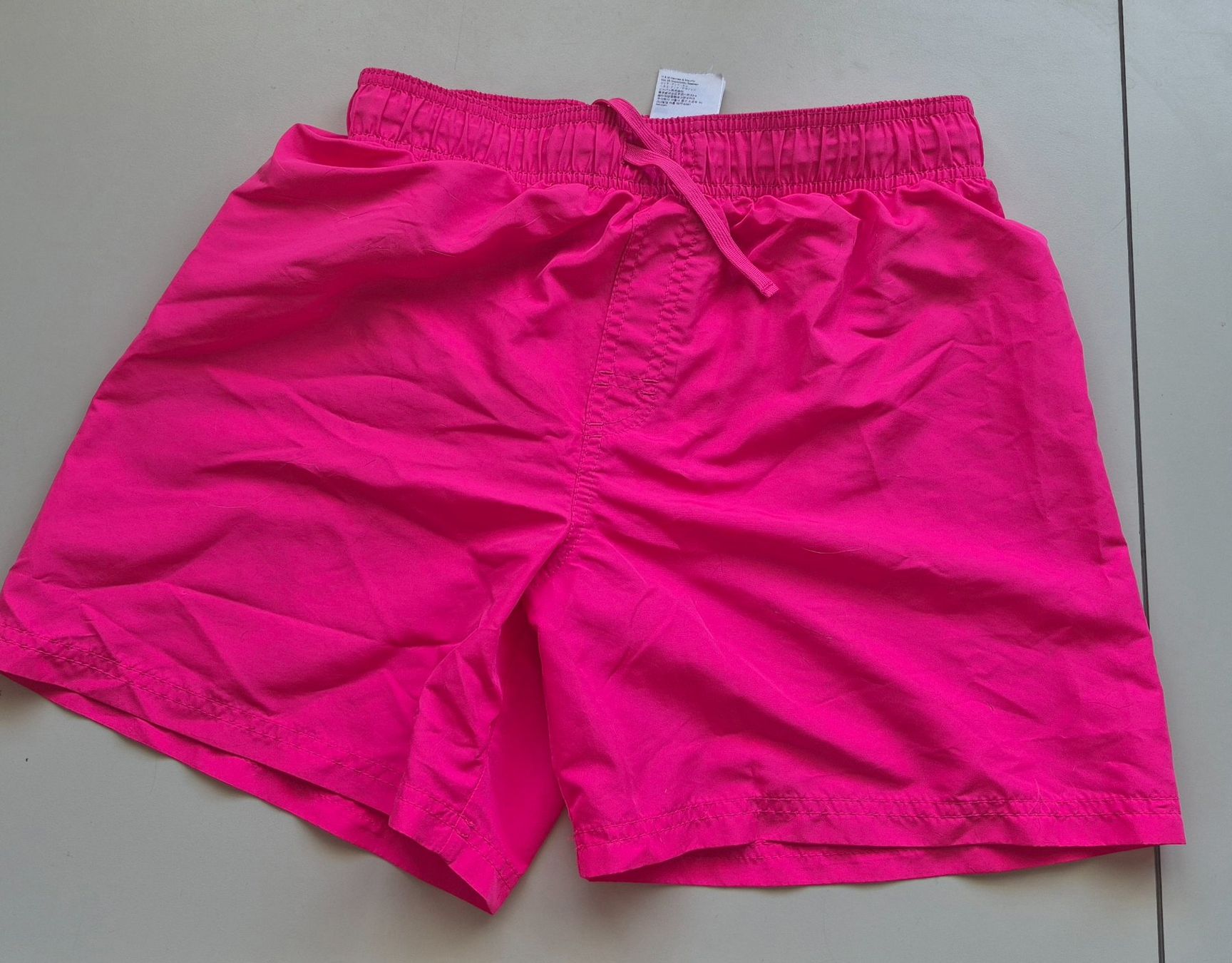 H&M Pantalons: Knaben Badehose – D'occasion à Scuol par Niculaus