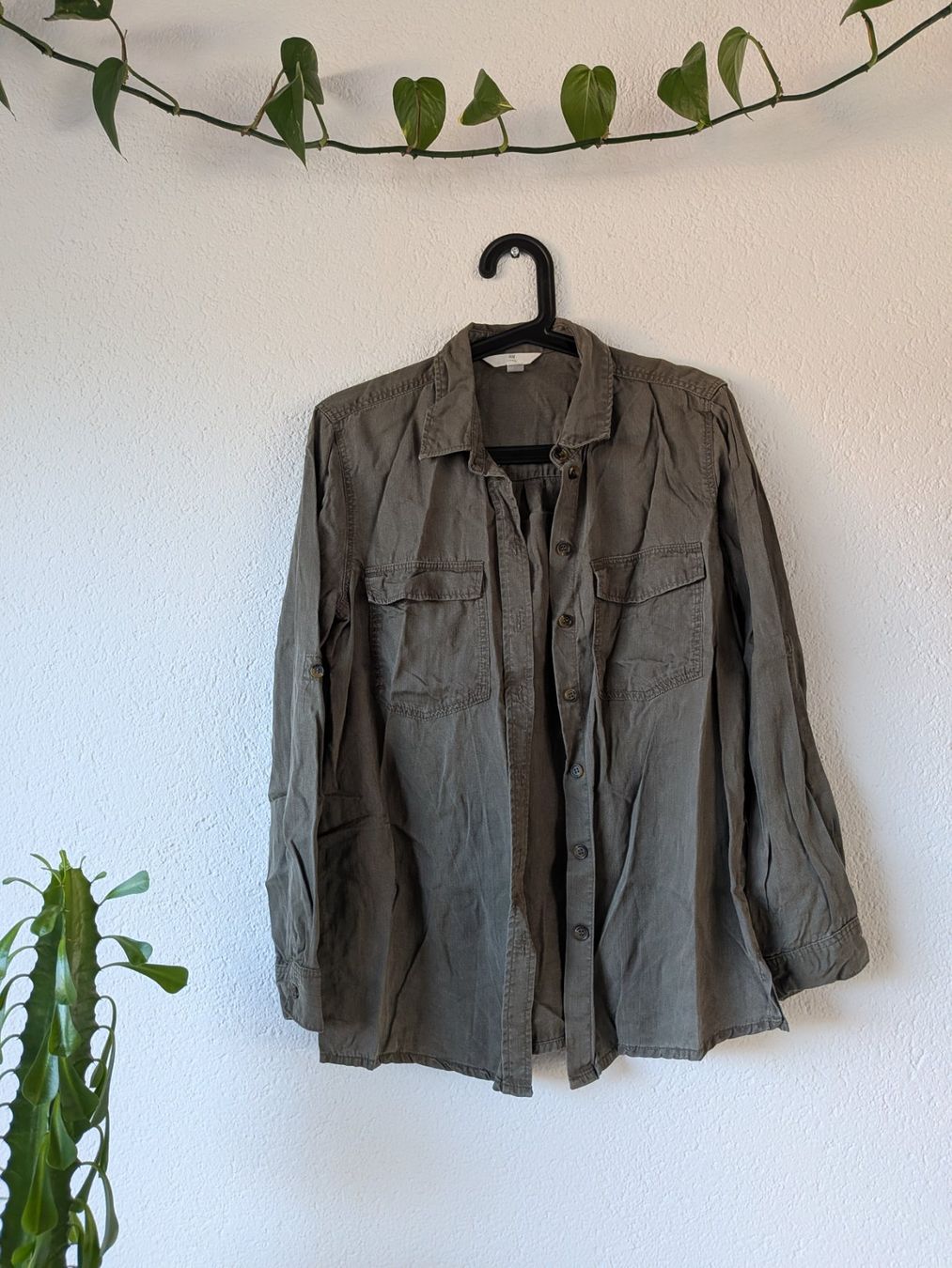 H&M Camicette: Grünes Hemnd Gr. 38 – Usato da Ostermundigen venduto da om11