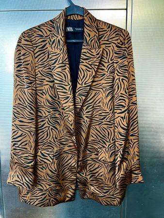 Neu Seidige Tierdruck (Tiger) Jacke Blazer Gr S (EUR 38)
