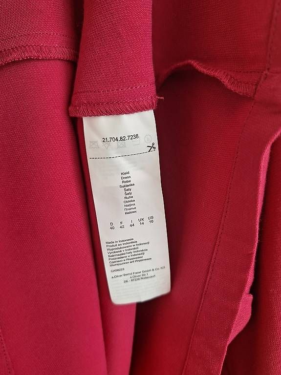 S.Oliver Vestiti: Ärmelloses Kleid von S.Oliver - Grösse 42 – Usato da Buochs venduto da DasBaerchi 1