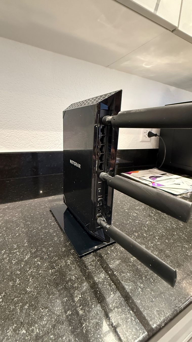 Netgear WiFi: WLAN-Repeater Netgear Nighthawk EX7000 – Usato da Zell ZH venduto da jacopo.bonfiglio 1