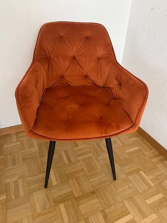 Tischset: Stühle und Beistelltische – Gebraucht aus Sulgen von alberaa12