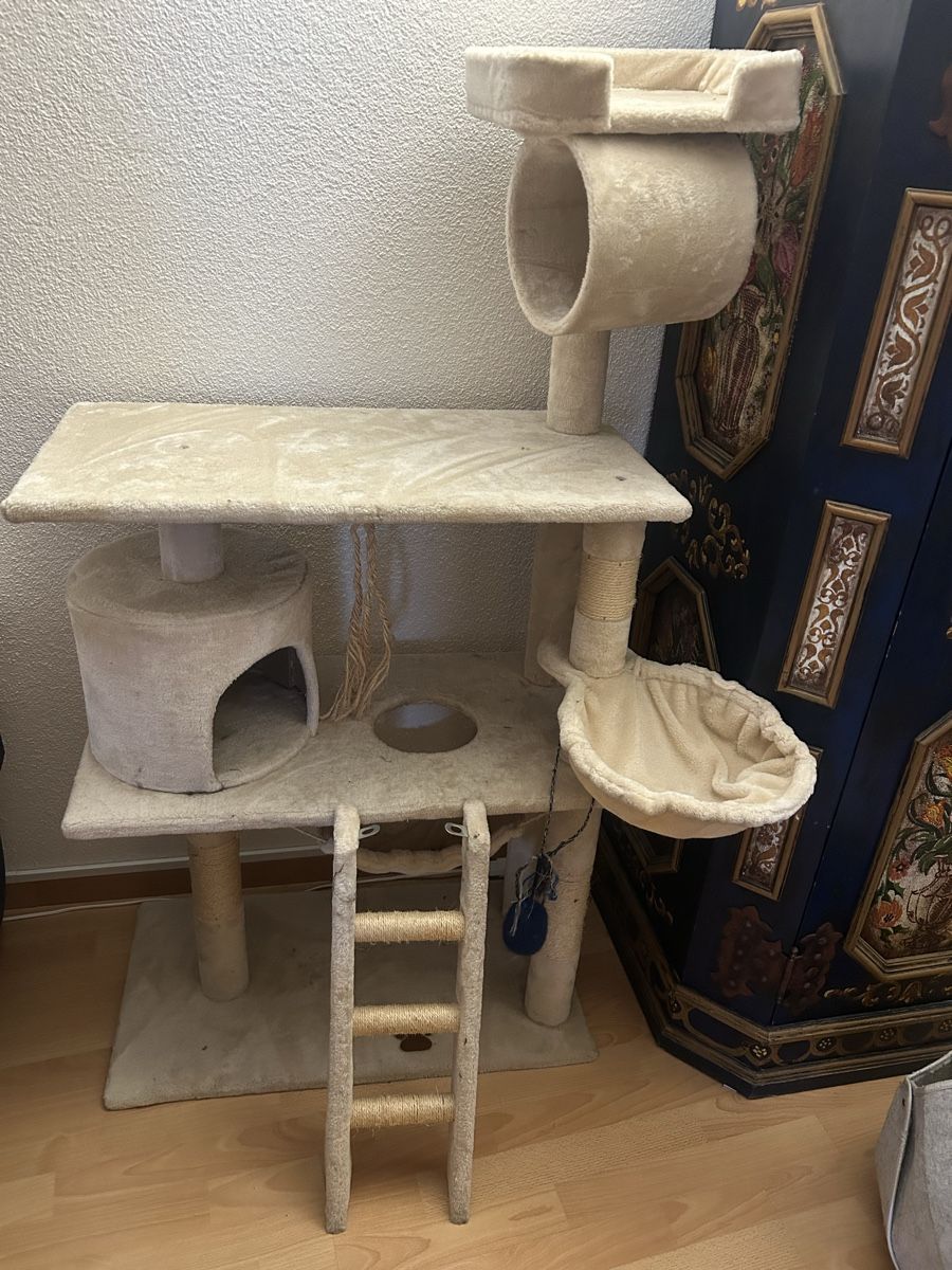 Arbres à chats: Katzenbaum – D'occasion à Oberurnen par Black_Jack_2.4 3
