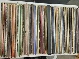 Box voller LPs - Rock, Pop, Country, Sampler & Schlager