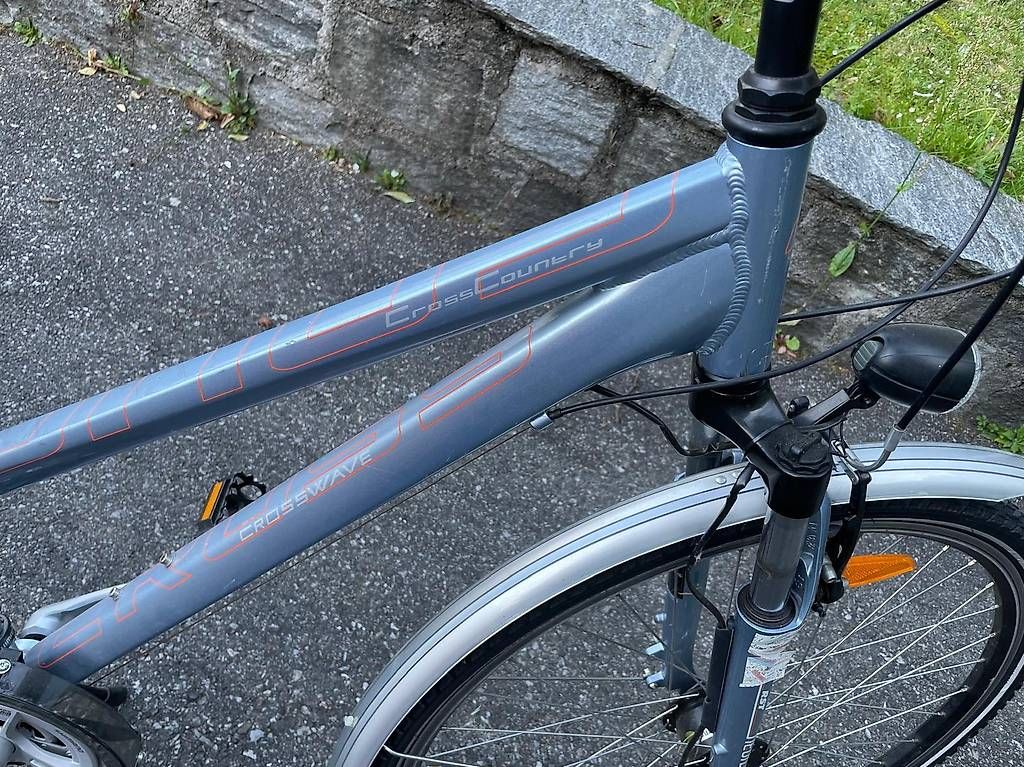 Vélos: Bicicletta da donna – D'occasion à Giubiasco par erm_ngb5 1