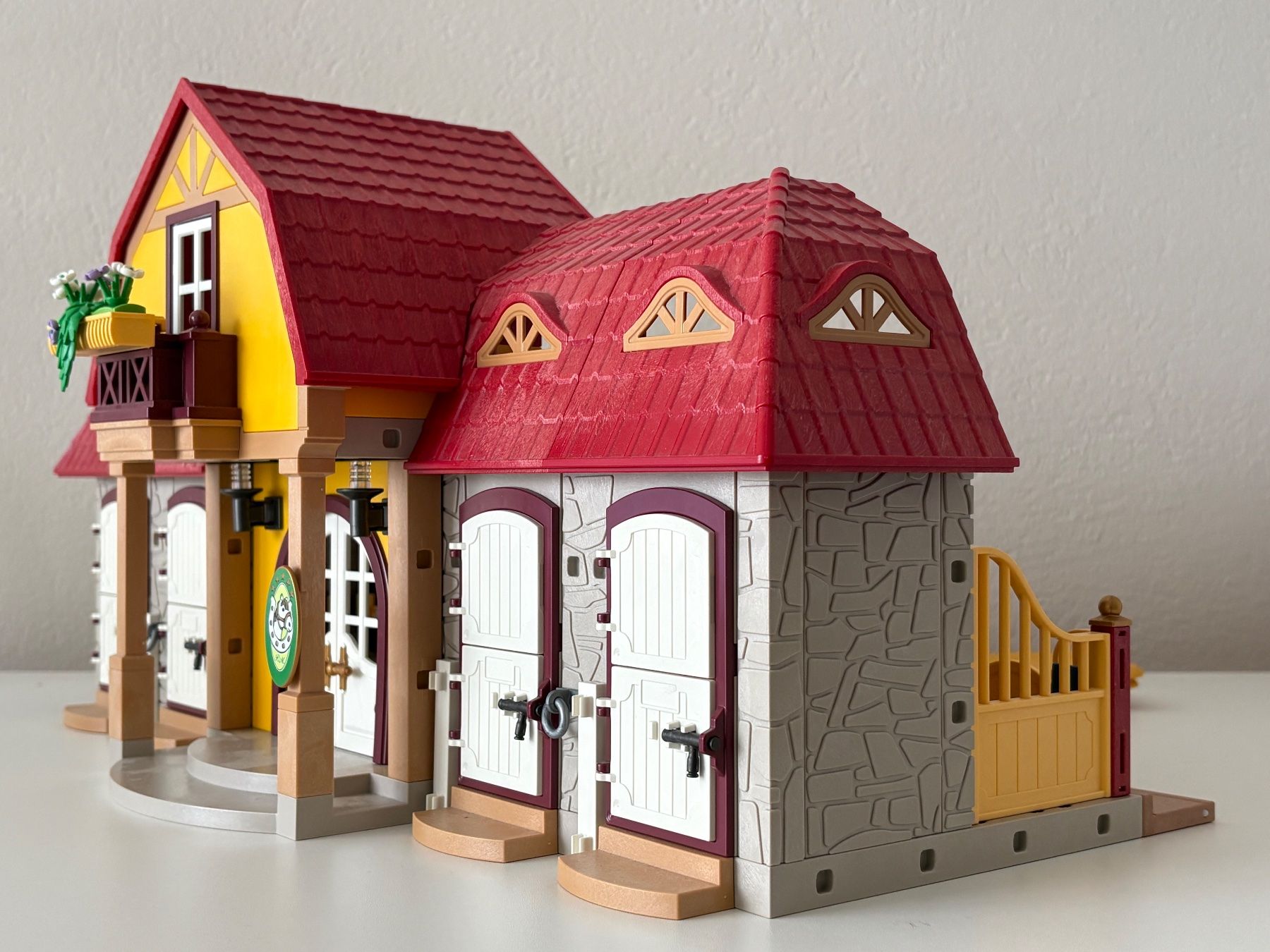 Playmobil Spielzeuge: Playmobile Reiterhof 5221 – Gebraucht aus Hünenberg See von tea_2xy5 2
