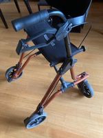 Rollator - schwarz,  wenig gebraucht, zusammenlegbar