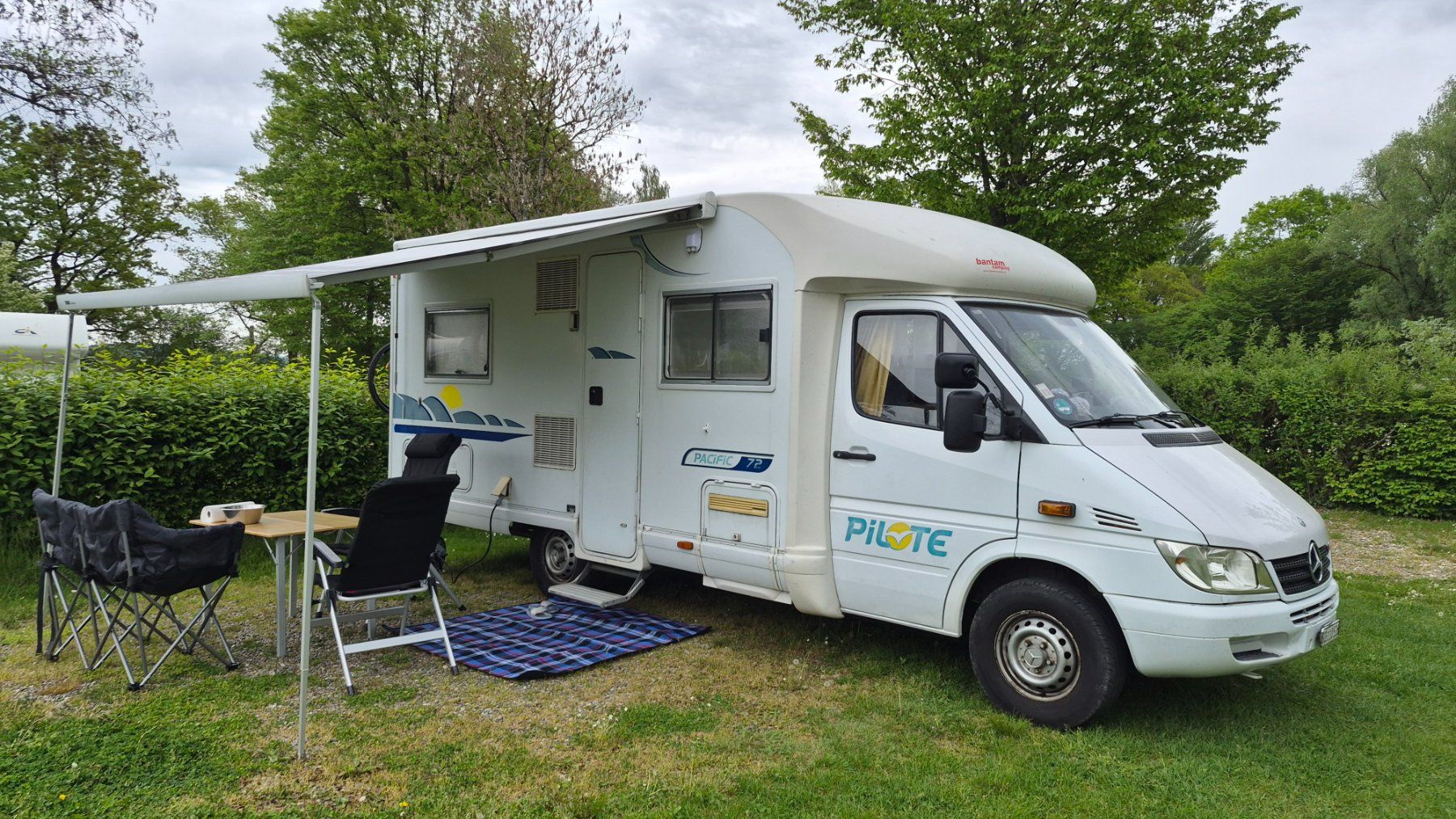Mercedes-Benz Camping Fahrzeuge: Wohnmobil – Gebraucht aus Deitingen von Rihp