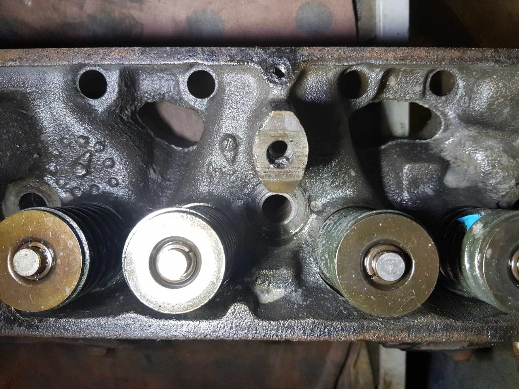 Chrysler Tutti pezzi di ricambio auto: Zylinderkopf   Chrysler Small Block – Usato da Niedergösgen venduto da usc_tt5r 2
