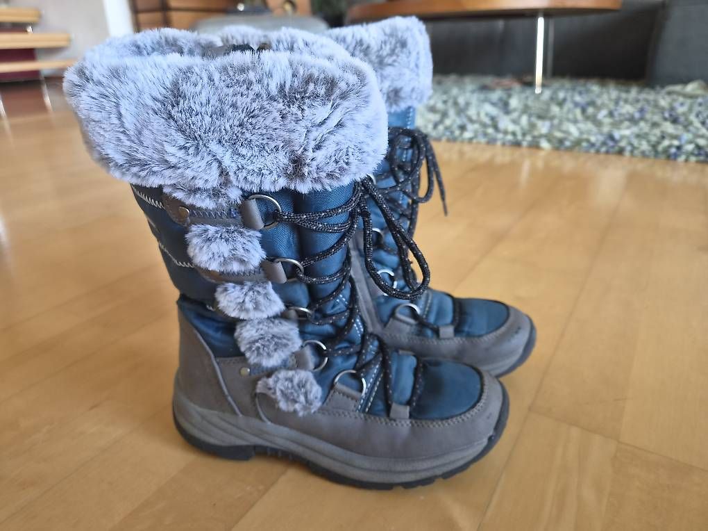 Schuhe für Mädchen: Kuschelige Winterstiefel, Gr.32 – Gebraucht aus Russikon von i_laura