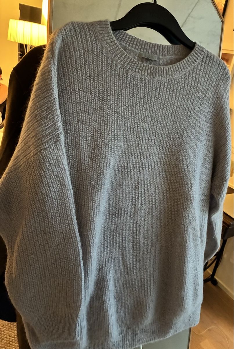 Cos Pullover & Sweatshirts: COS! wunderschöner Strickpullover gr. S passt bei M – Gebraucht aus Winterthur von Mitschg