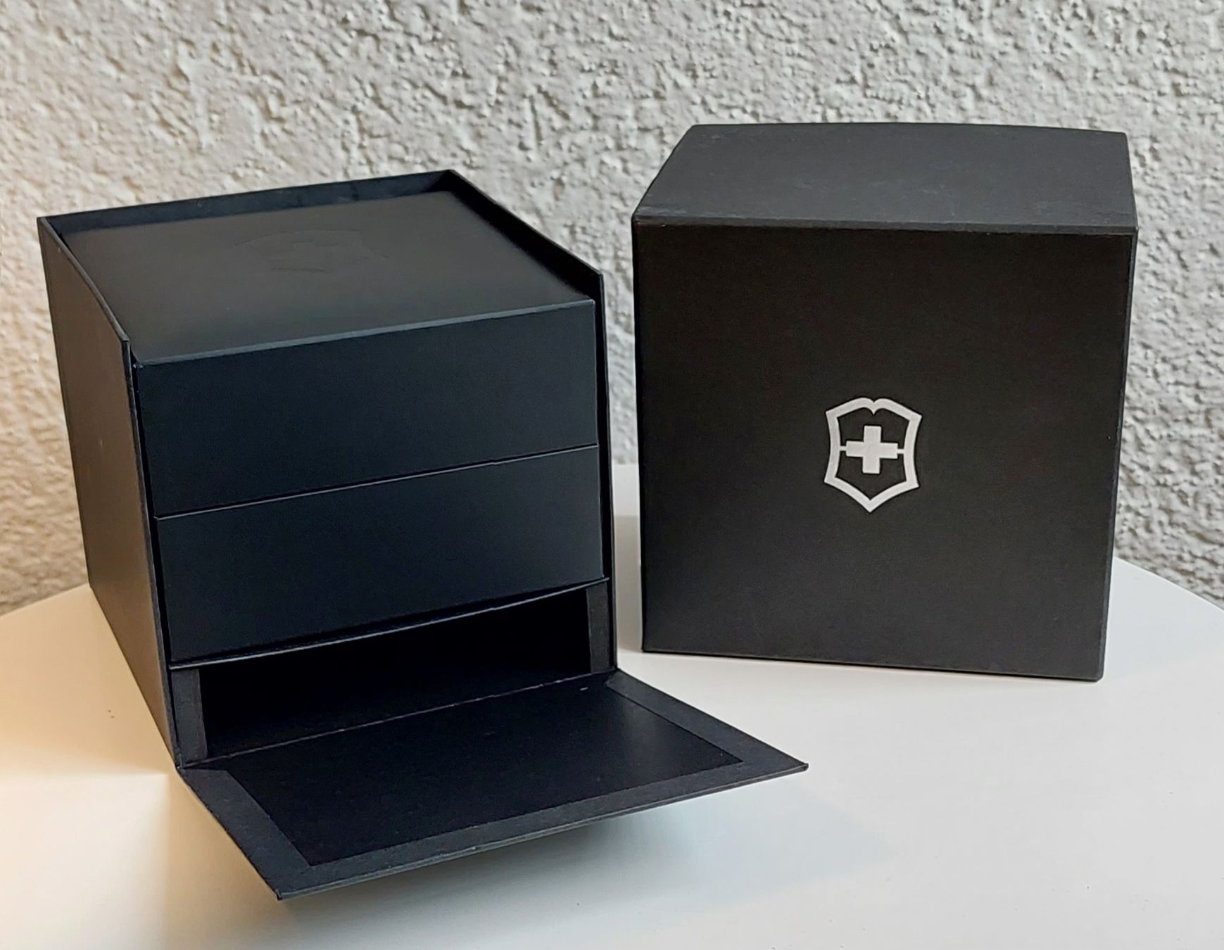 Victorinox Orologi: Victorinox Uhrenbox – Nuovo (secondo la descrizione) da Zizers venduto da toasty01 1