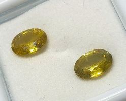 2x Saphirs jaune 1.93 ct NON TRAITES - CERTIFICAT 965.- Fr