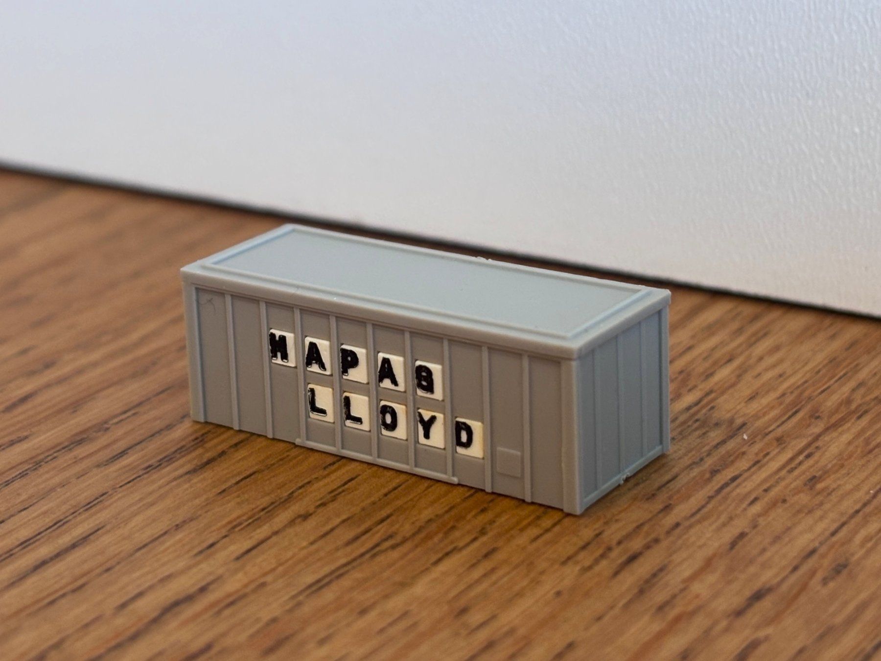 Modelleisenbahnen: L2487: Container (Spur N) – Gebraucht aus Birsfelden von Birs_25
