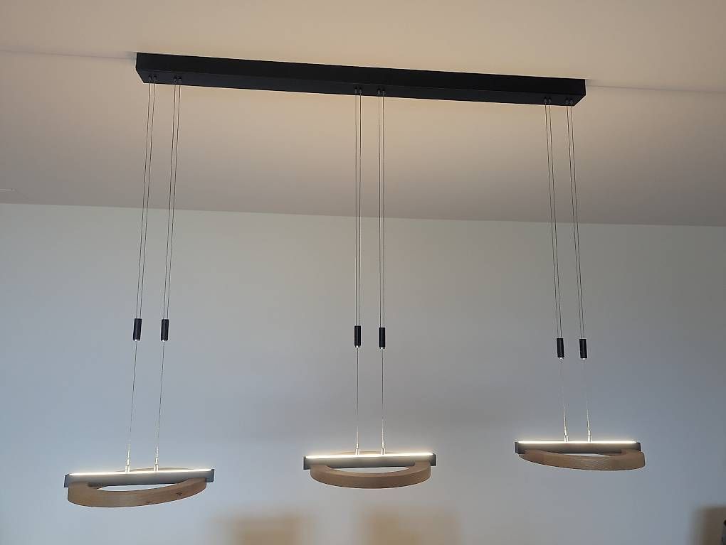 Lampade: Moderne LED-Pendelleuchte aus Holz  – Usato da Bremgarten AG venduto da Californi6