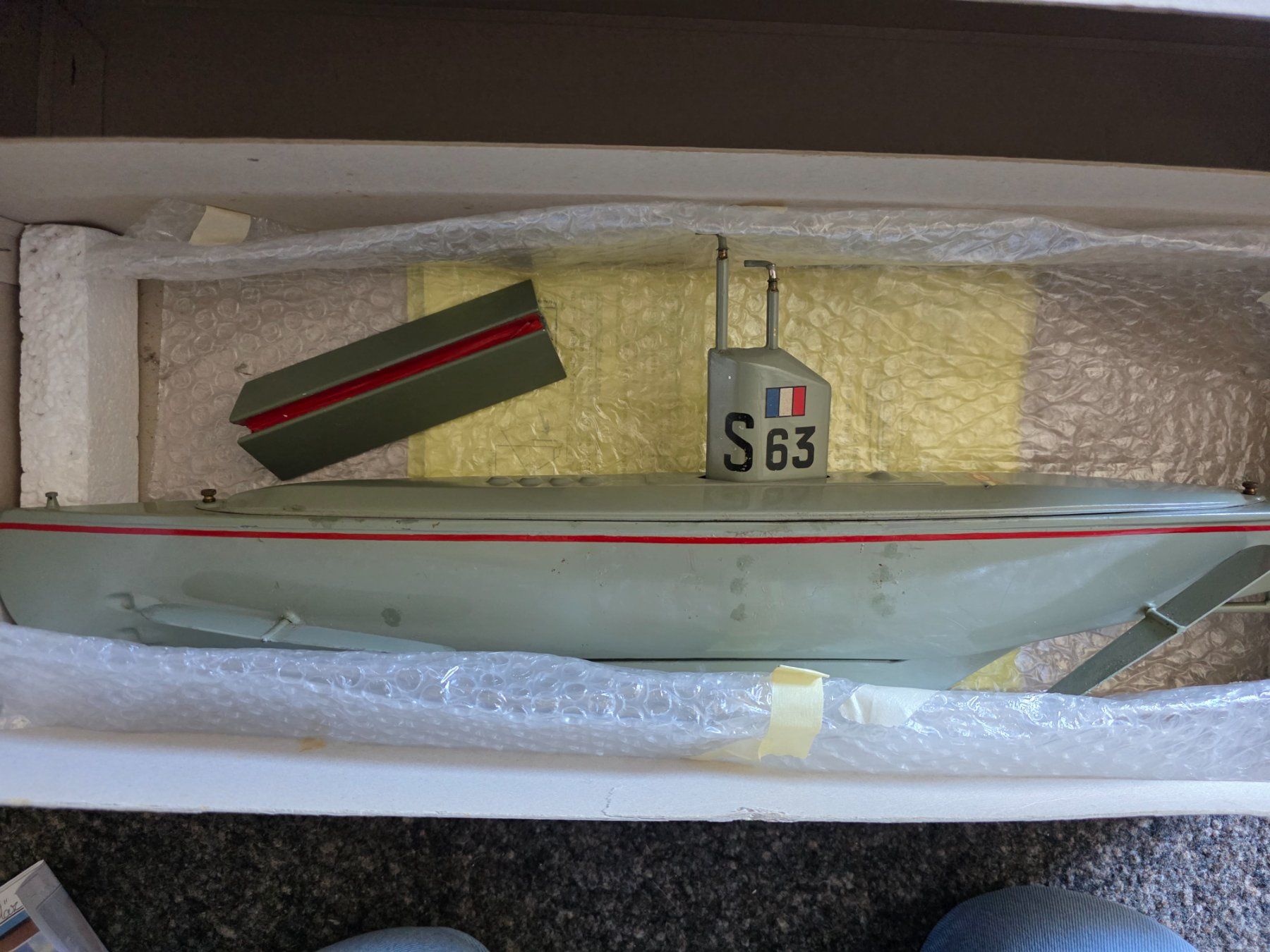 Kit di modellismo & Modellini statici: Antikes U-Boot (Modell) – Usato da Möhlin venduto da jau_9lv7 2