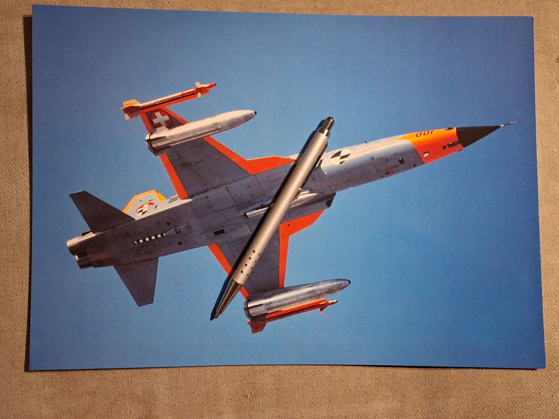 Cartes postales: Tiger F-5E Schweizer Luftwaffe – D'occasion à Giffers par attila07