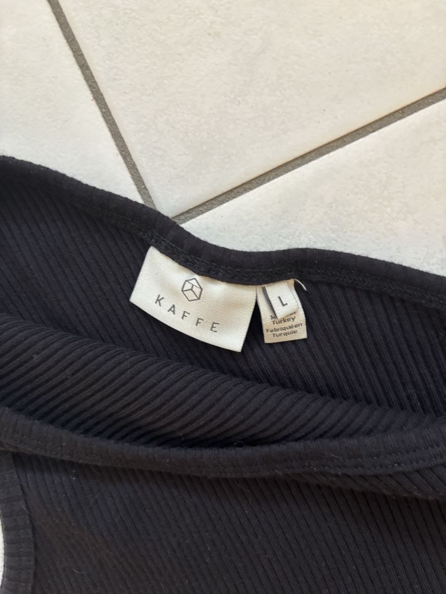 Tops: Kaffe One-Shoulder Top – Neu (gemäss Beschreibung) aus Kirchberg BE von LiiLaaLuu_98 1