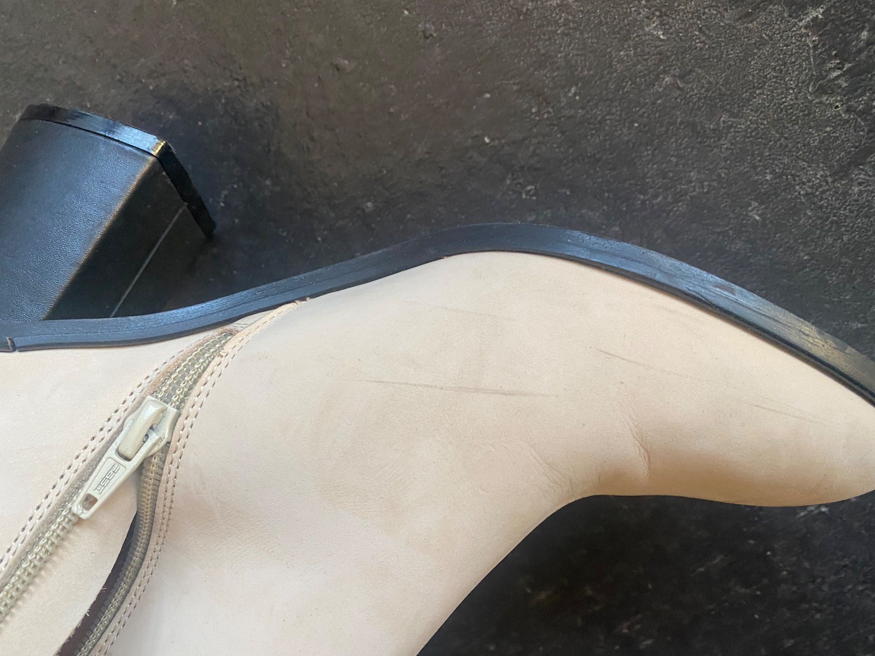 Scarpe da donna: Ankle Boots Beige von Bold – Usato da Chur venduto da simhofstr 1