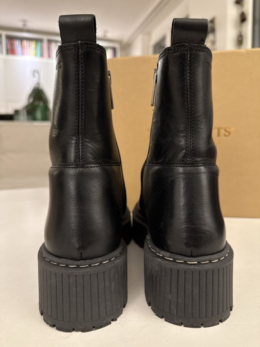 Scarpe da donna: Trendige Herbst-Boots von Ten Points, Gr. 39, Leder – Nuovo (secondo la descrizione) da Winterthur venduto da san_9m2f 2
