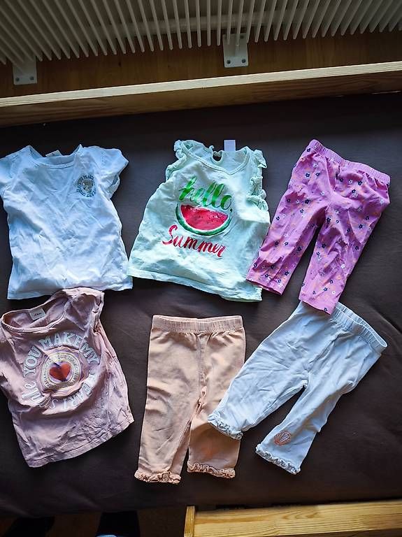 Lotti & Set di vestiti: Mädchen Kleidungspaket Gr. 92  14 Teile  – Usato da Wabern venduto da hilap 2