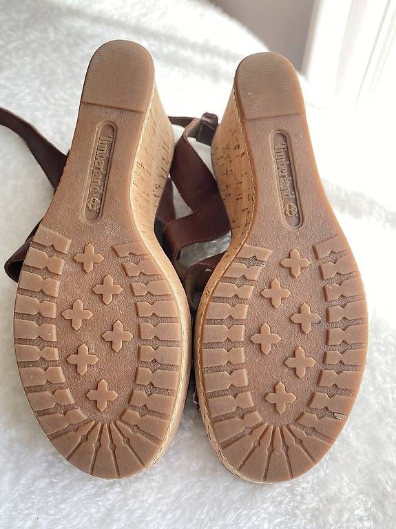 Timberland Chaussures femmes: Timberland Sandalen/ Wedges Gr.39 – D'occasion à Wilen b. Wollerau par chocolady 3