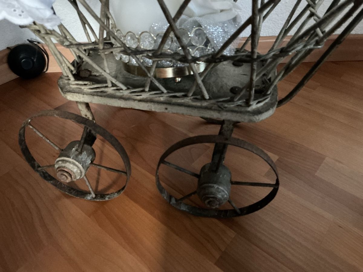 Carrozzine per bambole: Antiker Puppenwagen – Usato da Niederdorf venduto da Betonrose 4