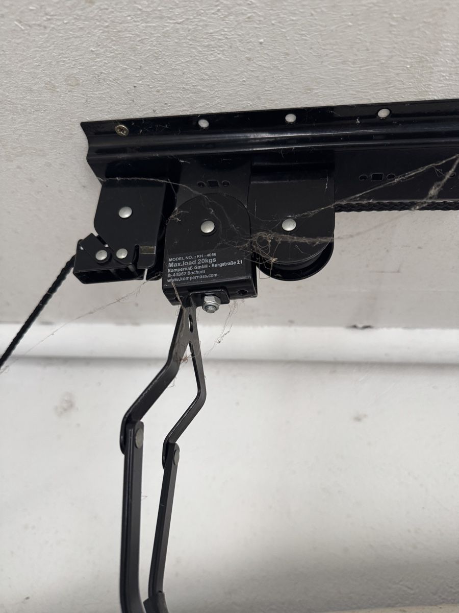 Ersatzteile: Heavy Duty Ceiling Pulley Rack, 20 kg max. – Gebraucht aus Seuzach von Wolf936 2