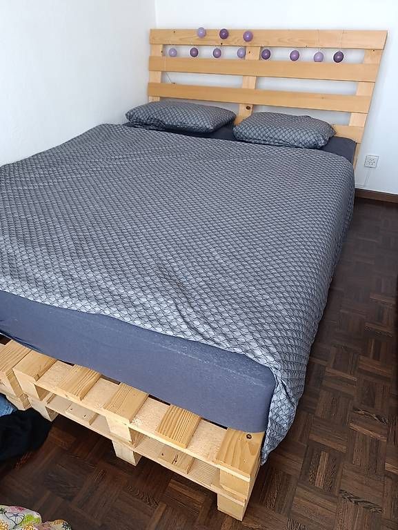Letti: Letto in pallet levigato – Usato da Viganello venduto da biz_cp9h