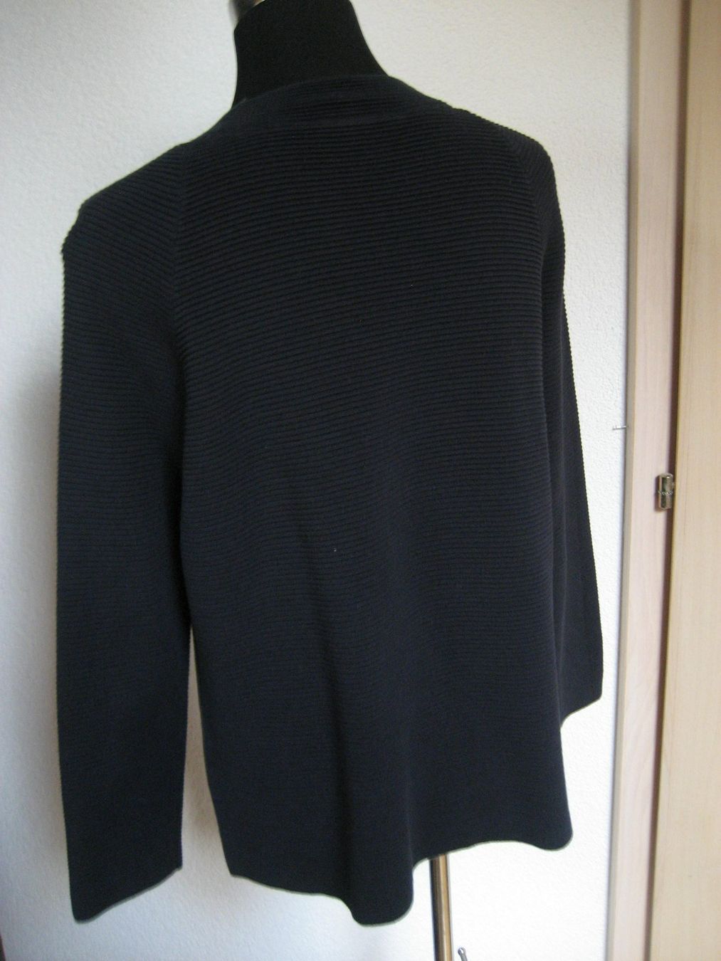 Cos Maglioni & Felpe: Pull COS taille M 100% coton – Nuovo (secondo la descrizione) da Delémont venduto da marryb 4