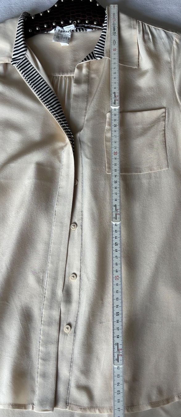 Diane von Furstenberg Camicette: DVF Seide Bluse hellbeige gestreifter Kragen  US 6/ EU 36/38 – Usato da Horgen venduto da uge_pd5p 5