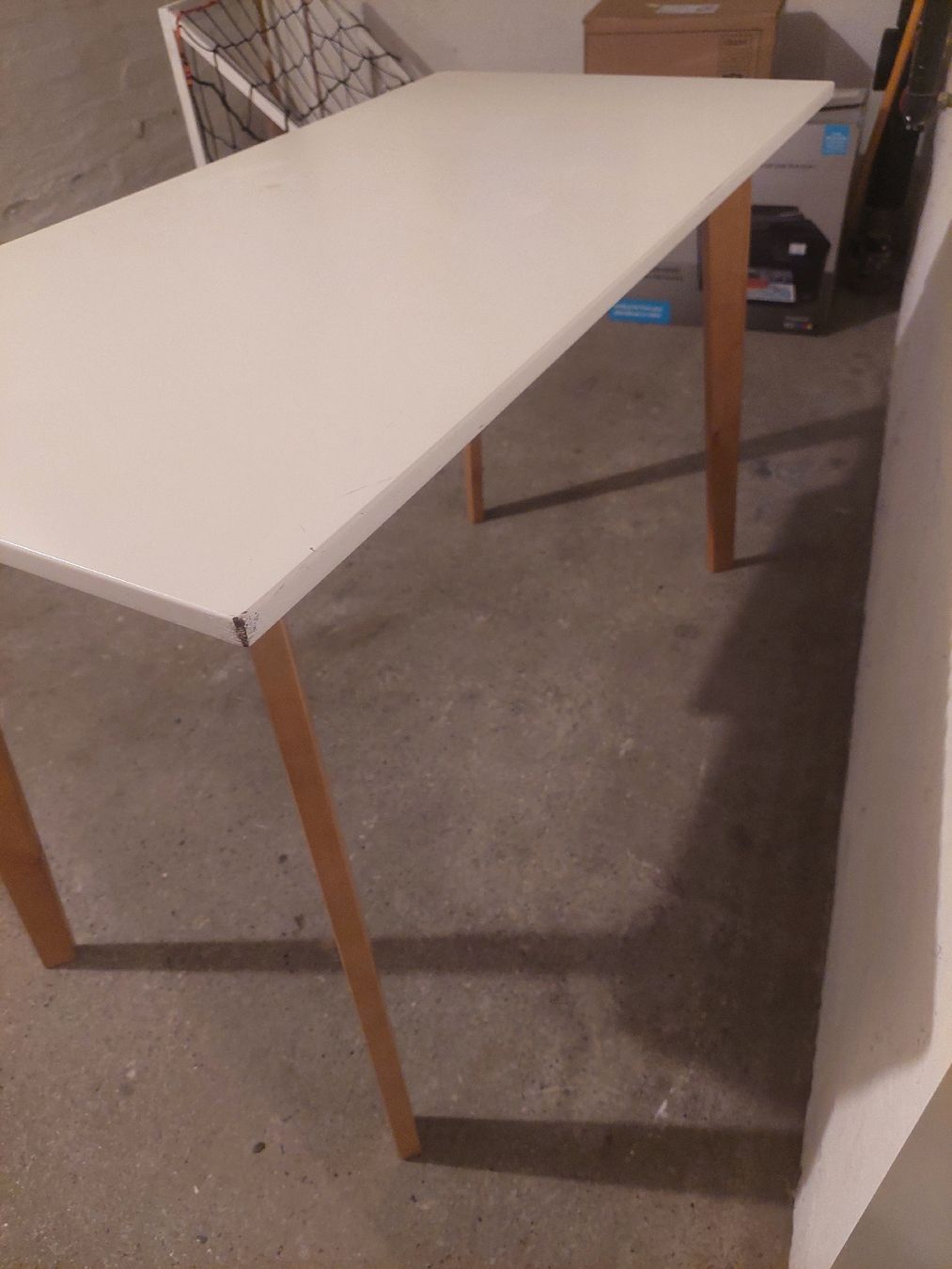 Schreibtische: Schreibtisch (Preis flexibel) – Gebraucht aus Winterthur von ale_t766 1