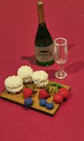 Meringues, Früchte mit Champagner für Puppenhaus/Puppenstube