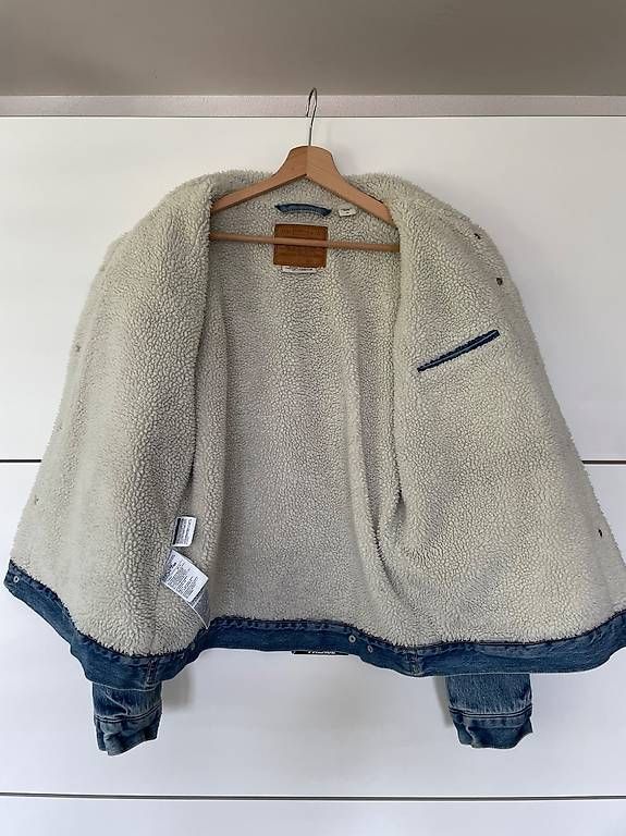 Levi's Jacken: Levis Jeansjacke Grösse L – Gebraucht aus Brislach von MarcB. 3