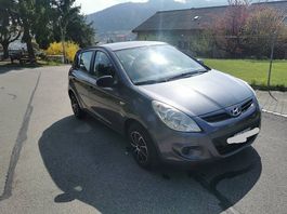 Hyundai i 20 Grau met.