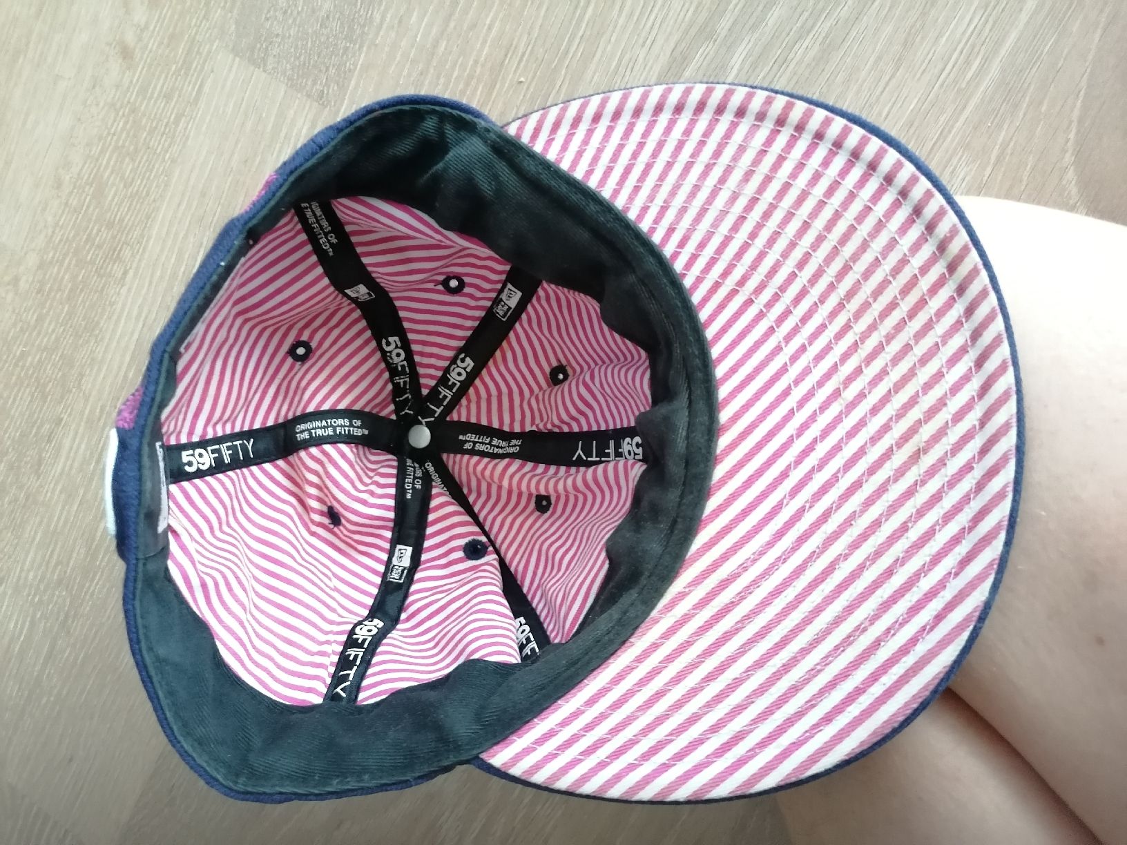 New Era Hüte, Mützen & Caps: New Era Cap 59Fifty Gr. 7 3/8 Löwe Basecap Baseball Cap – Neu (gemäss Beschreibung) aus Rümlang von TRICE67 5