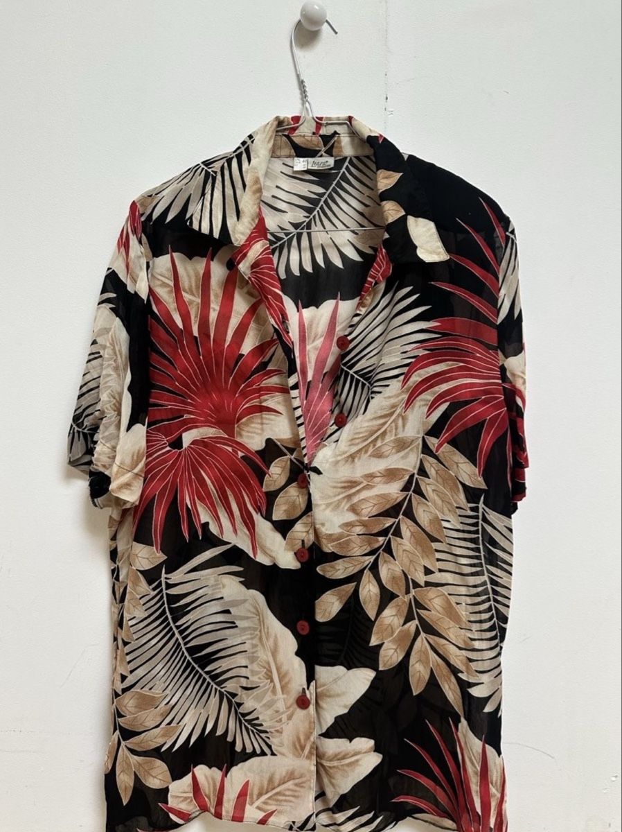 Blusen: Vintage  Blouse Size 40 / 38 – Gebraucht aus Vevey von ledidream