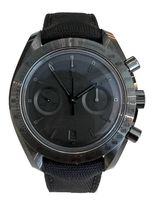 NEUE UHR: Omega Speedmaster Dark Side of the Moon, 13.500,-