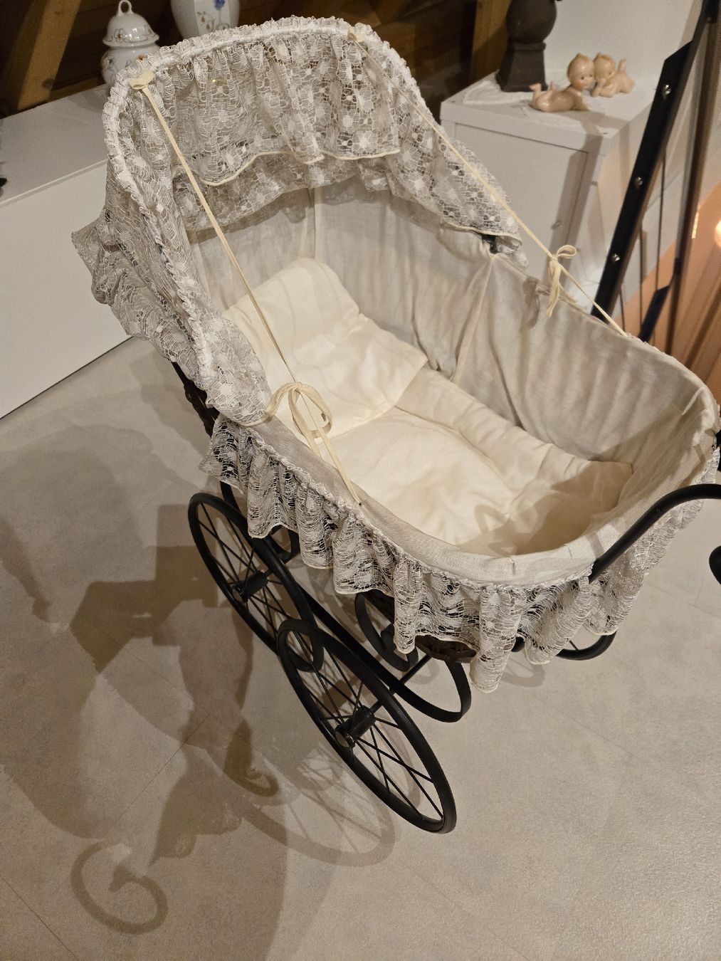 Carrozzine per bambole: Puppenwagen – Usato da Dällikon venduto da mara666hund