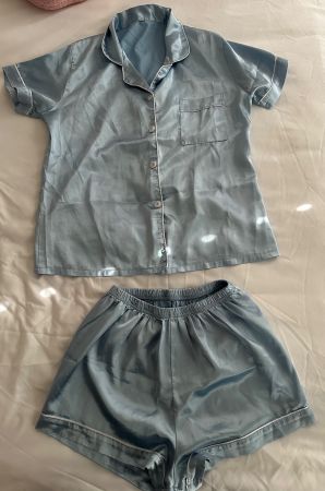 Lot de 2 pyjamas (M)