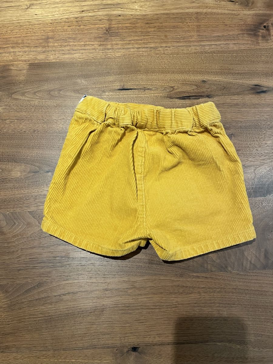Okaidi Lotti & Set di vestiti: Lot de deux shorts OBAÏBI – Usato da Sion venduto da cha_h6yj 1