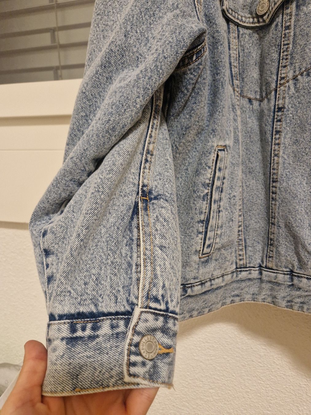 Pull&Bear Jacken: Pull&Bear Jeansjacke mit Teddyfutter hellblau M – Neu und originalverpackt aus Ebikon von kov_9vqb 3