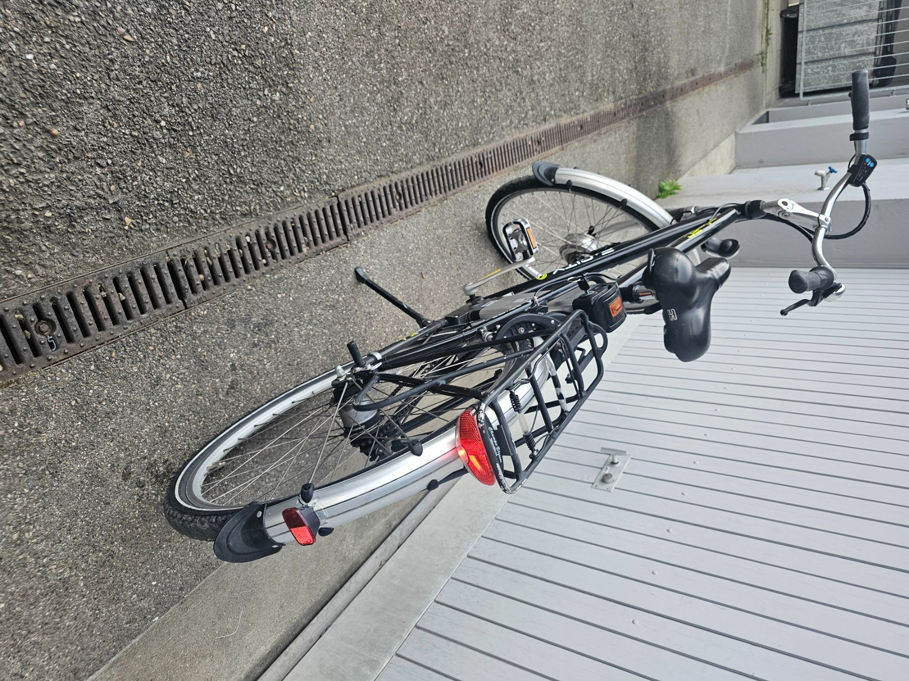 Biciclette: E Bieke – Usato da kleindöttingen venduto da Jimi-Hendrix