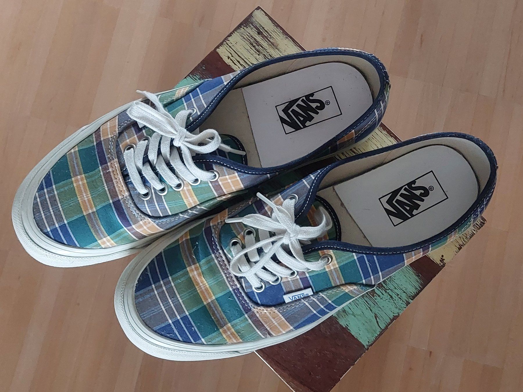 Vans Scarpe da uomo: Vans Herren 44 Schuhe – Usato da Zürich venduto da zuz_9qry