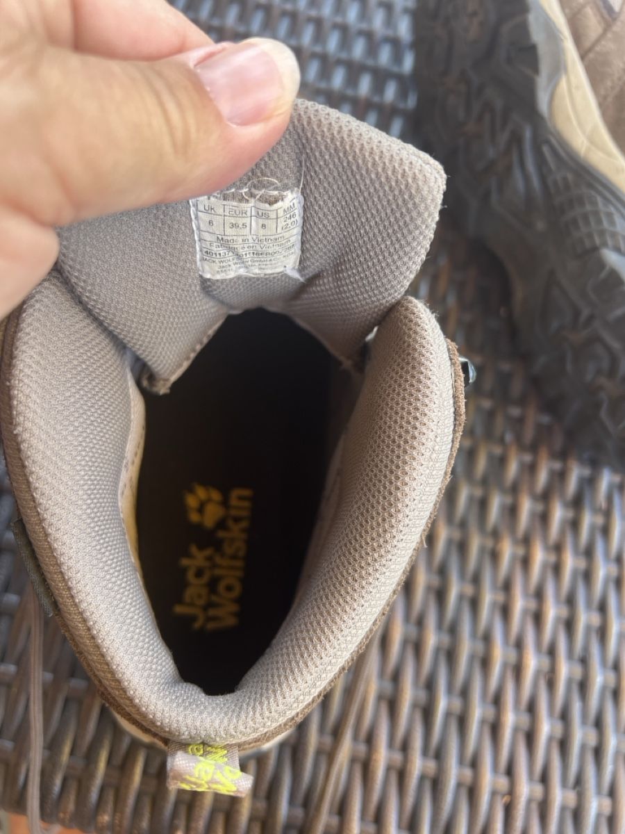 Jack Wolfskin Scarpe da donna: Wolfskin Wanderschuhe UK 6 (39.5) – Usato da Bonaduz venduto da Malves10 1