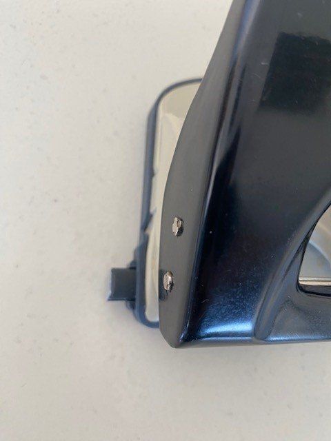 Classeurs: Schwarzer Leitz 5008 Standard-Locher – D'occasion à Wängi par Bmo 1