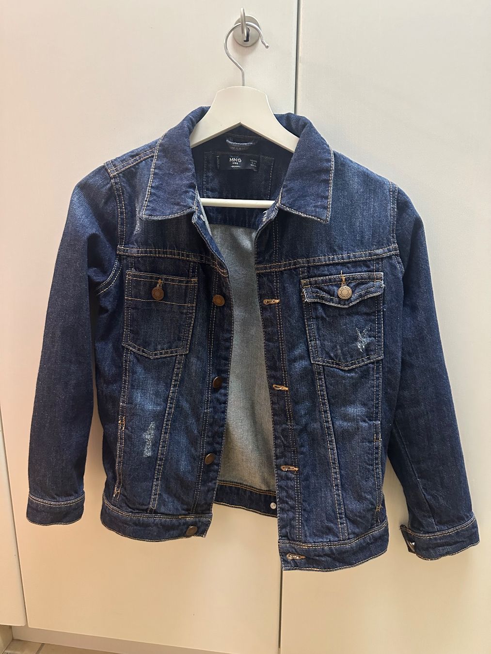 Giacche & Cappotti: Jeansjacke Junge Grösse 140, Denim dunkelblau – Nuovo (secondo la descrizione) da Hausen AG venduto da dege02