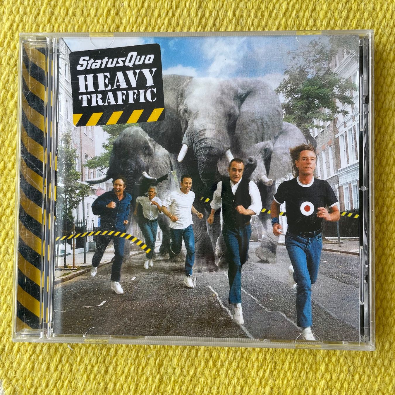 CDs: STATUS QUO-HEAVY TRAFFIC – D'occasion à Rorschacherberg par CD-Roli